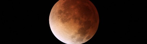 Eclipse total de Luna, un evento poco frecuente en Chile